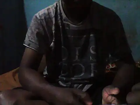 Snapshot of little__joy chatting on November 2025 05:55:01 AM little joy online show from November 2025 05:55:01 AM