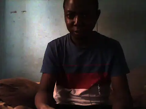 Snapshot of little__joy chatting on February 2025 01:57:01 PM little  joy online show from February 2025 01:57:01 PM