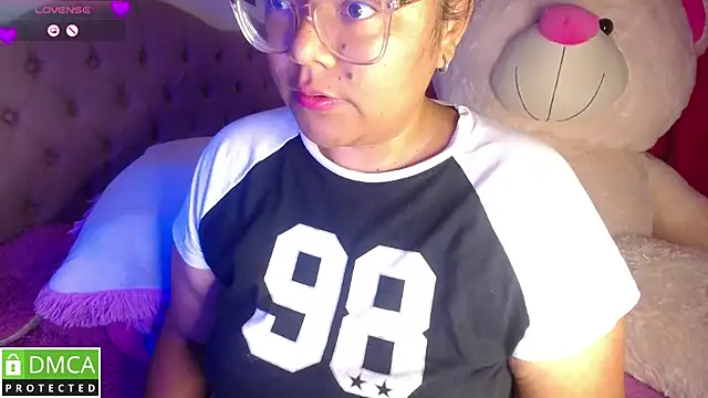 KittyHot20 online show from November 2025 09:25:01 AM