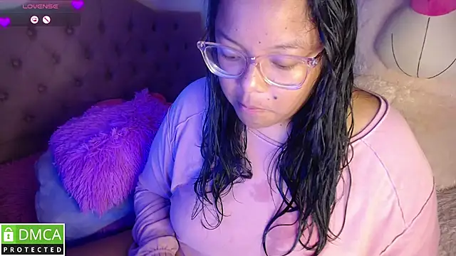 KittyHot20 online show from October 2025 02:02:01 AM