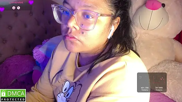 KittyHot20 online show from November 2025 02:15:01 AM