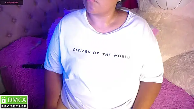 KittyHot20 online show from November 2025 07:57:01 PM