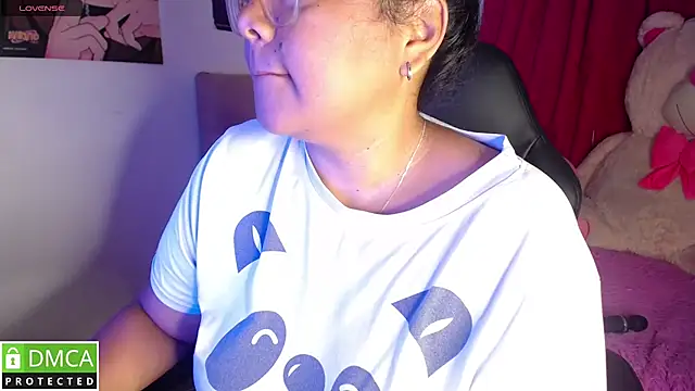 KittyHot20 online show from September 2025 04:58:01 PM