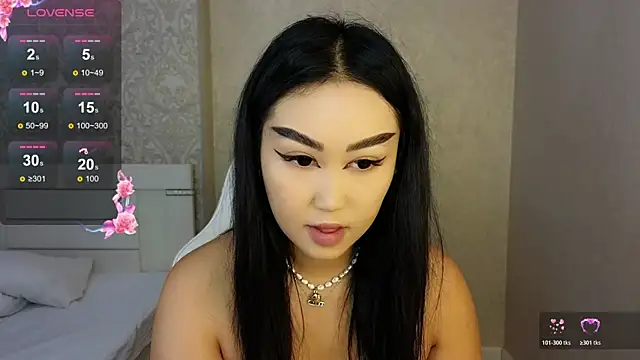 Snapshot of Diana_Moon_ chatting on July 2026 02:19:02 AM Diana Moon online show from July 2026 02:19:02 AM