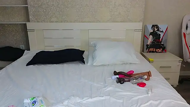 Diana Moon  online show from October 2025 01:37:02 AM