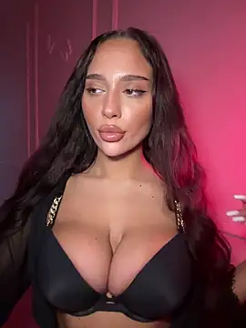 CardiSweetBaby online show from December 2025 07:52:02 PM