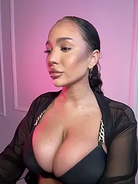 CardiSweetBaby online show from February 2026 01:11:02 PM