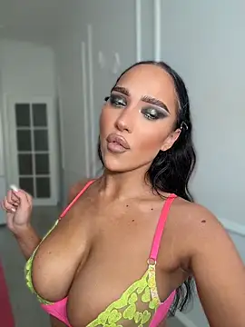 CardiSweetBaby online show from June 2026 03:50:01 PM