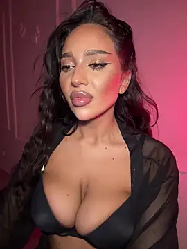 CardiSweetBaby online show from December 2025 05:49:02 PM