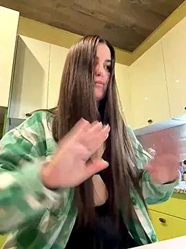 Karolina llove online show from October 2025 11:59:02 PM