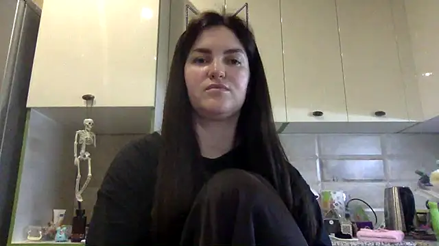 Karolina llove online show from October 2025 07:59:01 PM