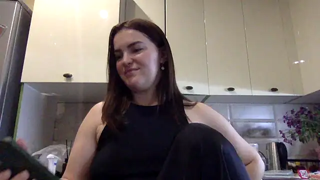 Karolina llove online show from September 2025 09:16:02 PM