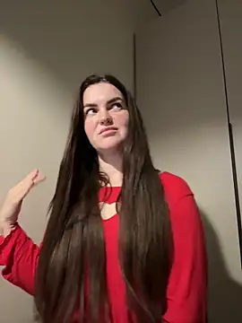 Karolina llove online show from November 2025 06:46:01 AM