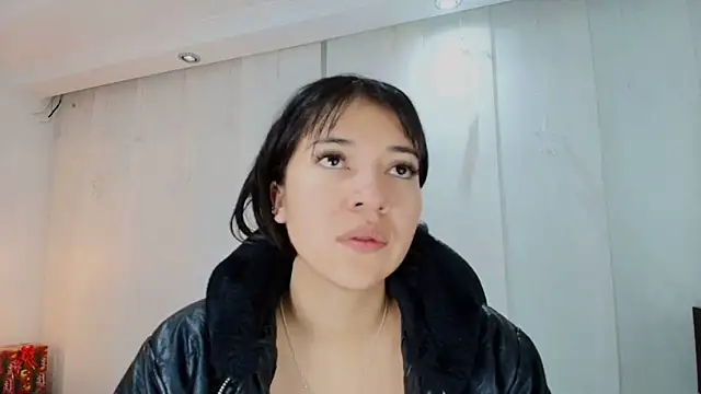 lina bedoya  online show from December 2025 11:45:01 AM