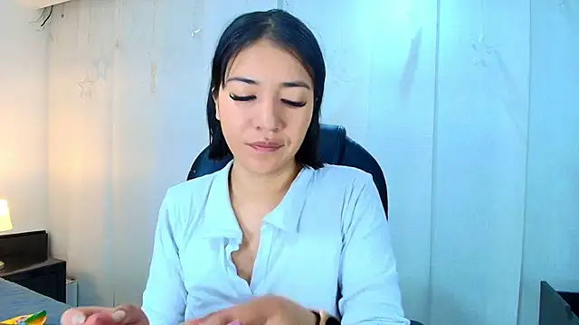 lina bedoya  online show from February 2026 11:56:01 AM