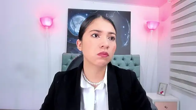 lina bedoya  online show from March 2025 11:39:02 AM