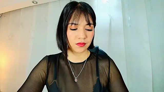 lina bedoya  online show from May 2026 11:41:02 AM
