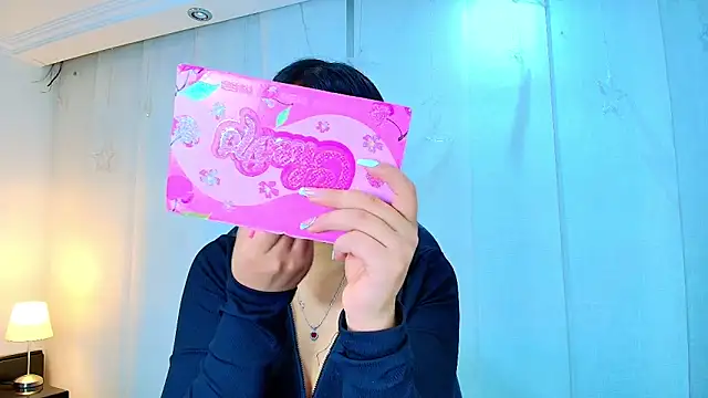 Snapshot of lina_bedoya_ chatting on March 2026 11:22:01 AM lina bedoya online show from March 2026 11:22:01 AM