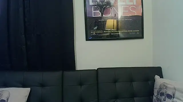 CrystalLakeXO online show from February 2026 11:47:01 PM