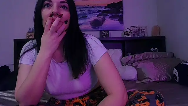 CrystalLakeXO online show from December 2025 11:26:02 AM