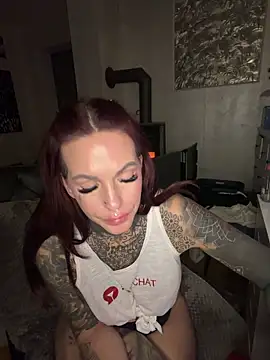 AileenInkOfficial online show from April 2026 07:42:01 PM