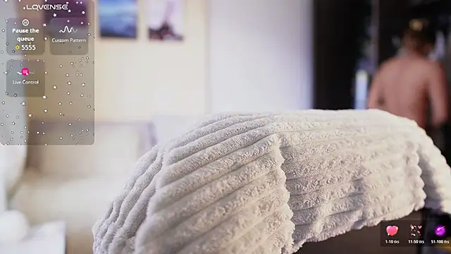 SaraParisi online show from December 2025 10:23:02 PM