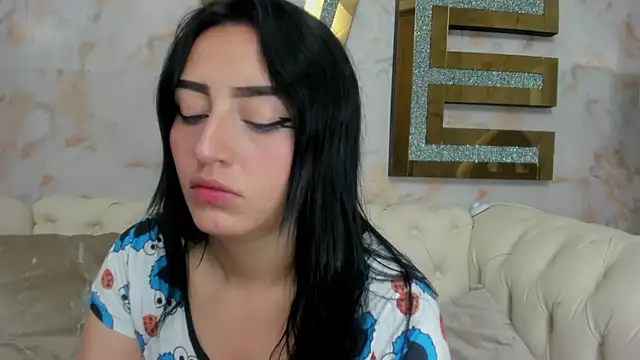 Lesly sexy4u online show from January 2026 03:24:01 AM