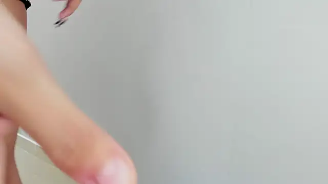 Lesly sexy4u online show from February 2026 04:12:02 AM