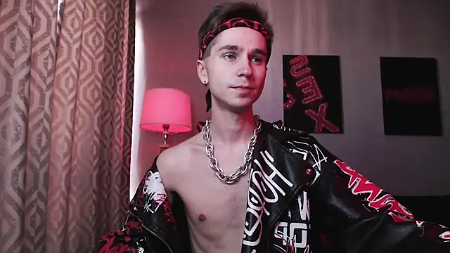 Snapshot of Joseph__Quinn chatting on October 2025 03:49:02 AM Joseph Quinn online show from October 2025 03:49:02 AM