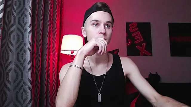 Snapshot of Joseph__Quinn chatting on November 2025 11:44:02 AM Joseph Quinn online show from November 2025 11:44:02 AM