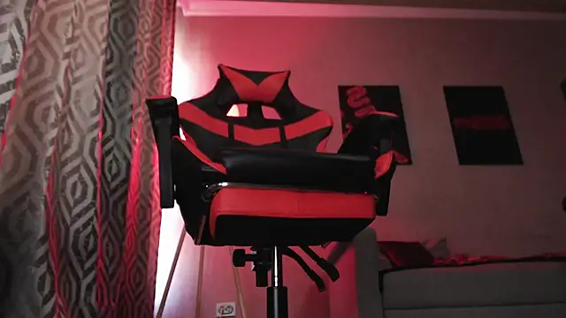 Snapshot of Joseph__Quinn chatting on October 2025 05:04:02 AM Joseph Quinn online show from October 2025 05:04:02 AM