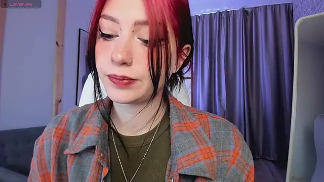 Snapshot of arielabradberry chatting on February 2025 01:33:01 PM arielabradberry online show from February 2025 01:33:01 PM