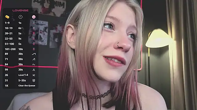 arielabradberry online show from March 2026 03:35:02 PM