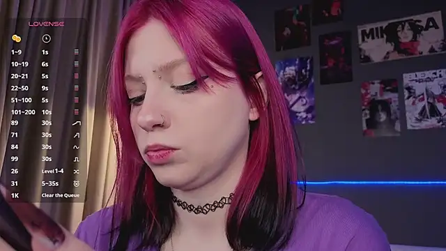 arielabradberry online show from April 2026 01:06:02 PM