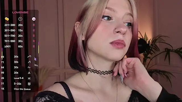 arielabradberry online show from November 2025 01:55:01 PM