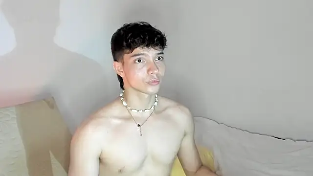 Snapshot of mateosantiago24 chatting on February 2025 11:31:02 AM mateosantiago24 online show from February 2025 11:31:02 AM