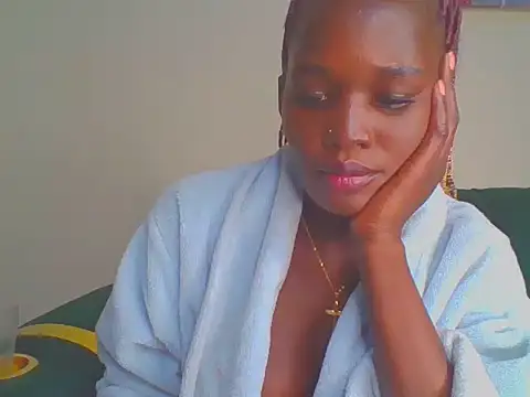 Snapshot of cutesmiling chatting on May 2026 04:23:01 PM cutesmiling online show from May 2026 04:23:01 PM