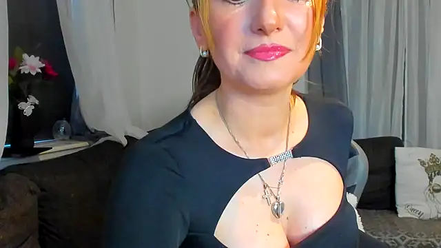 Snapshot of SweetAriana26 chatting on January 2026 01:59:01 PM SweetAriana26 online show from January 2026 01:59:01 PM