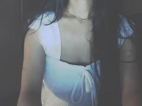Snapshot of emma_06@xh chatting on July 2026 03:57:01 AM emma 06xh online show from July 2026 03:57:01 AM