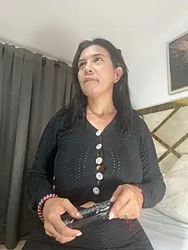 Snapshot of Angel_Perv chatting on April 2026 11:17:01 AM Angel Perv online show from April 2026 11:17:01 AM