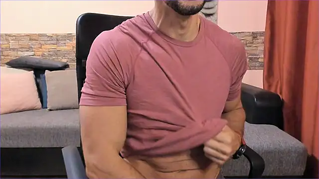 HotHunkTrainer online show from September 2025 06:42:02 AM
