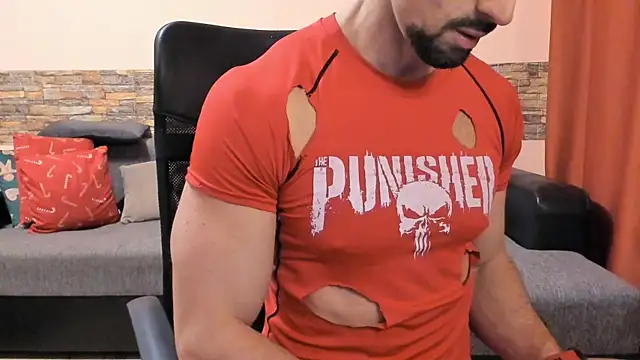 HotHunkTrainer online show from February 2026 08:47:02 AM