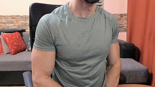 HotHunkTrainer online show from March 2026 08:51:02 AM