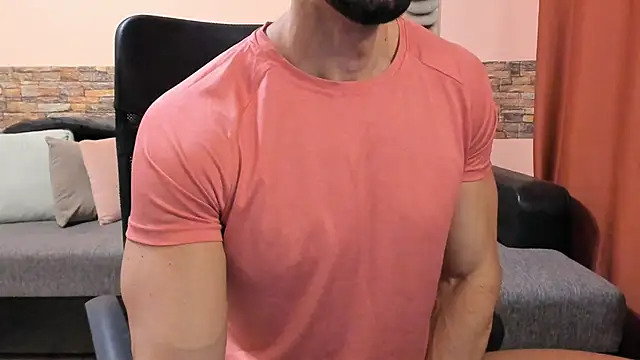 Snapshot of HotHunkTrainer chatting on November 2025 08:47:02 AM HotHunkTrainer online show from November 2025 08:47:02 AM