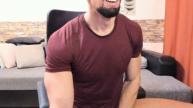 Snapshot of HotHunkTrainer chatting on December 2025 08:49:02 AM HotHunkTrainer online show from December 2025 08:49:02 AM