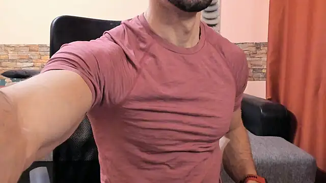 HotHunkTrainer online show from February 2026 08:58:02 AM