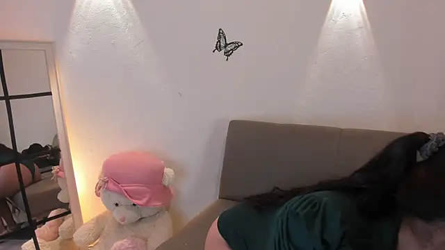 jessamond online show from March 2026 10:25:01 PM