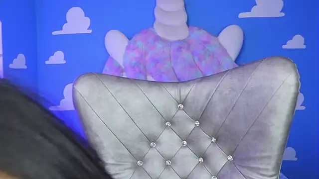 miss romyna online show from December 2025 11:01:02 AM