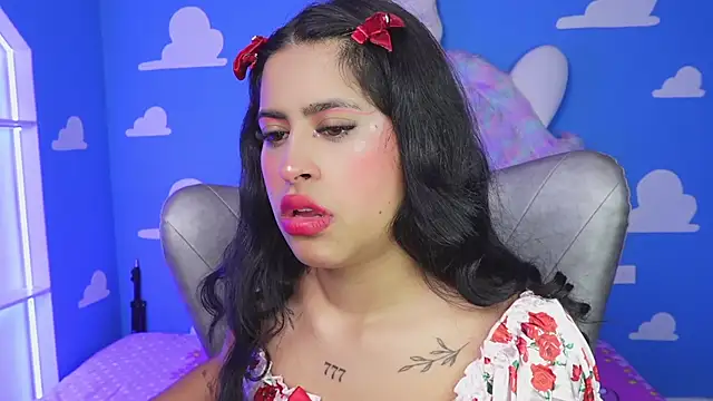 Snapshot of miss_romyna chatting on November 2025 11:03:02 AM miss romyna online show from November 2025 11:03:02 AM