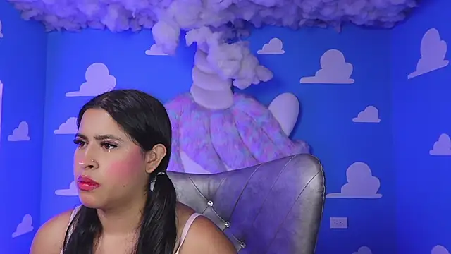 miss romyna online show from March 2026 11:01:01 AM